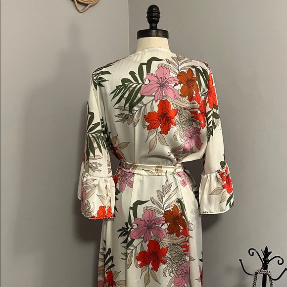 Floral Women's Robe - Picture 5 of 6